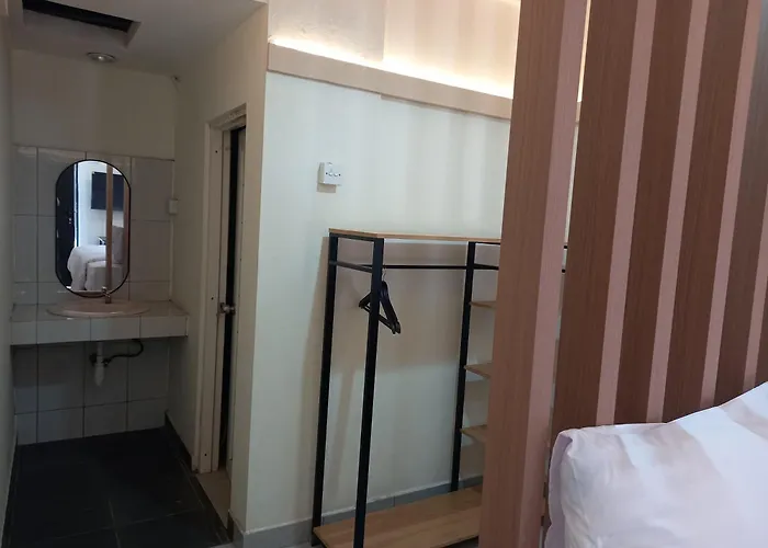 Good Day Homestay Seminyak (Bali)